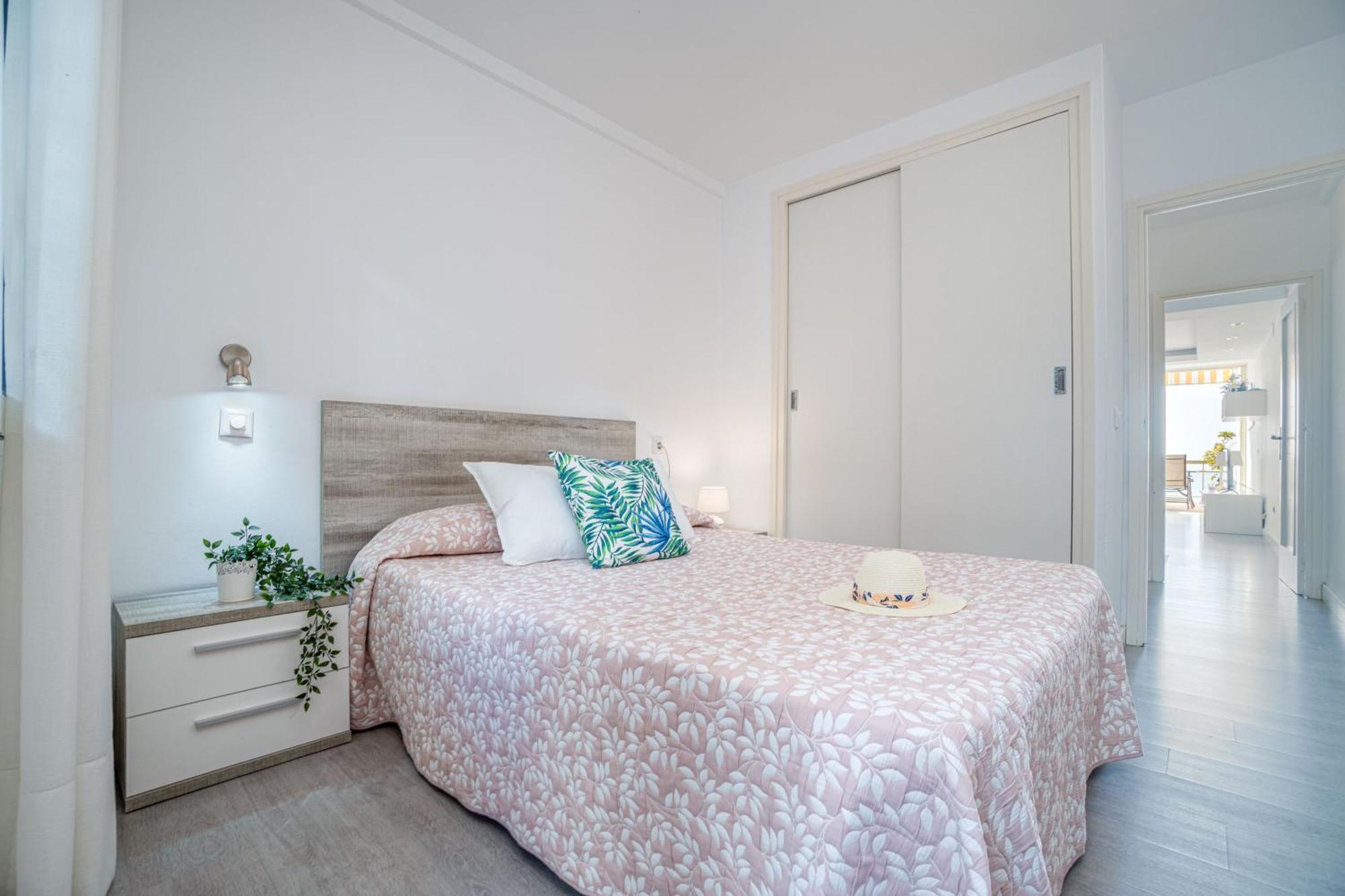 Apartment Meda Chica Roses Extérieur photo